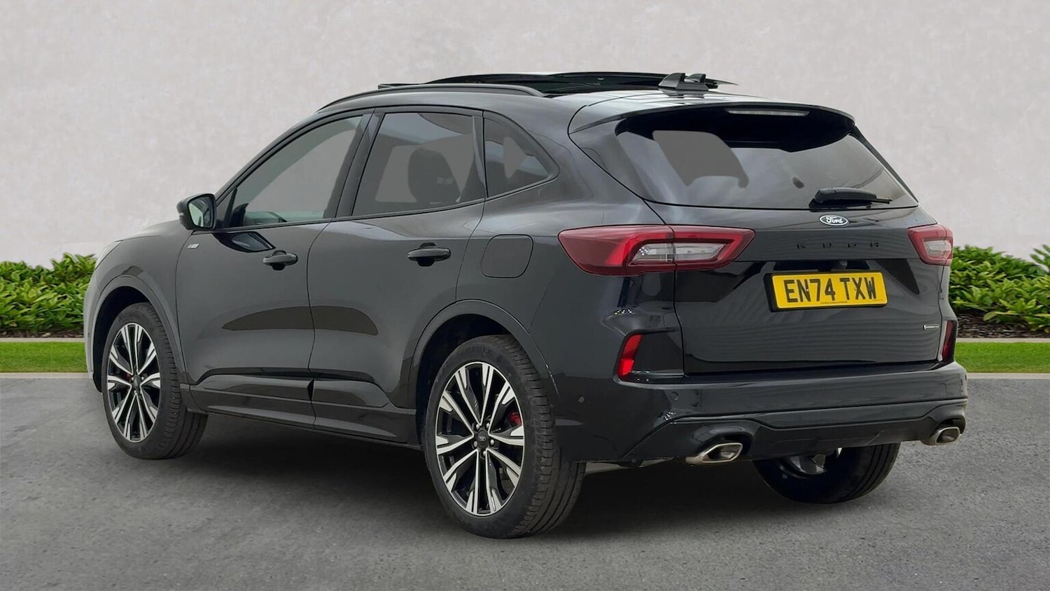 Used Ford Kuga 2025 for sale - 76918936: Photo 2