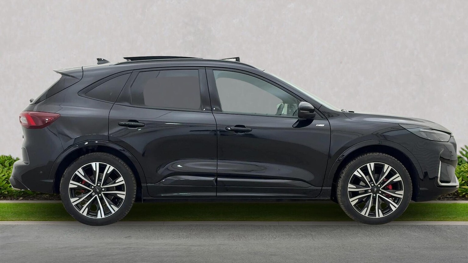 Used Ford Kuga 2025 for sale - 76918936: Photo 3