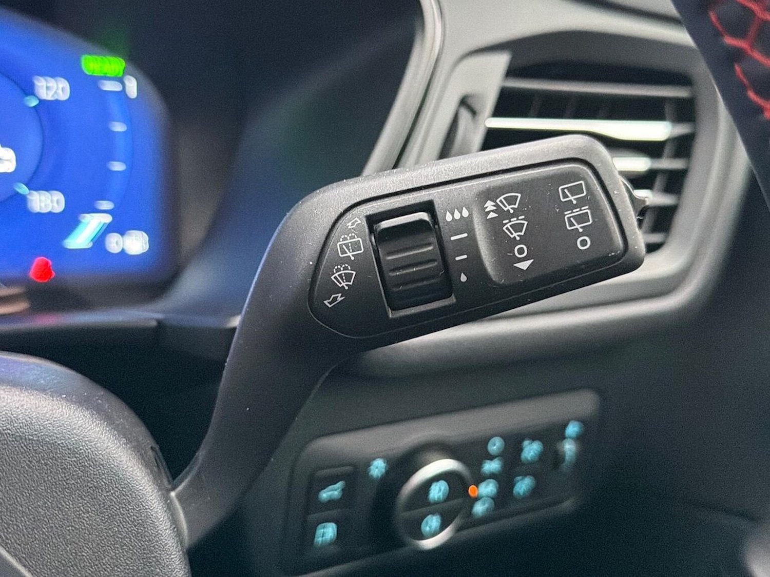 Used Ford Kuga 2024 for sale - 77802167: Photo 29