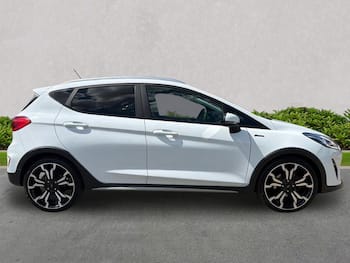 Used Ford Fiesta 2018 for sale - 79739662: Photo