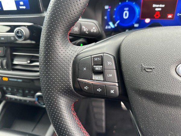 Used Ford Kuga 2022 for sale - 76263307: Photo 26