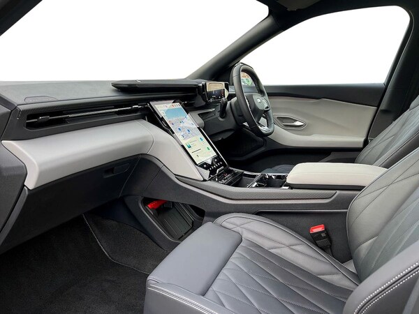 Used Ford Explorer 2024 for sale - 75437319: Photo 7