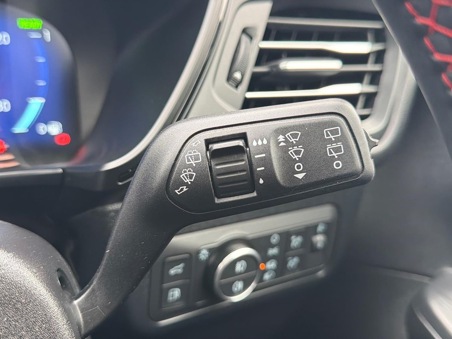 Used Ford Kuga 2024 for sale - 78223314: Photo 31