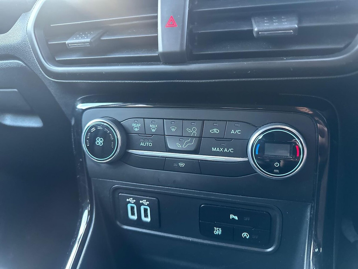 Used Ford Ecosport 2019 for sale - 76941821: Photo 12