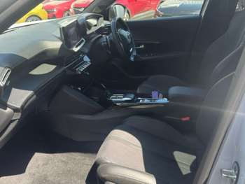 Used Peugeot 2008 2024 for sale - 75215606: Photo
