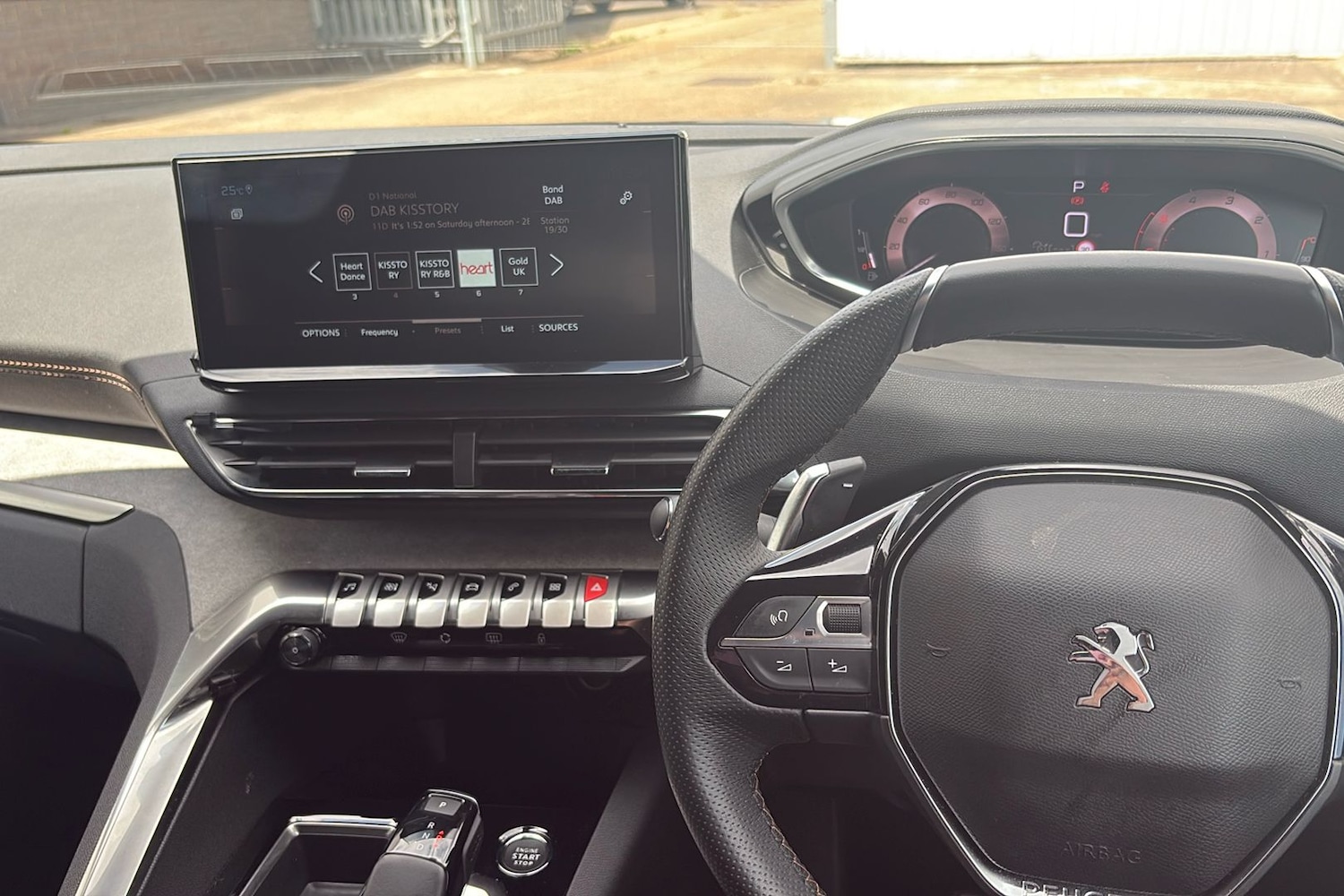 Used Peugeot 3008 2022 for sale - 76946665: Photo 11