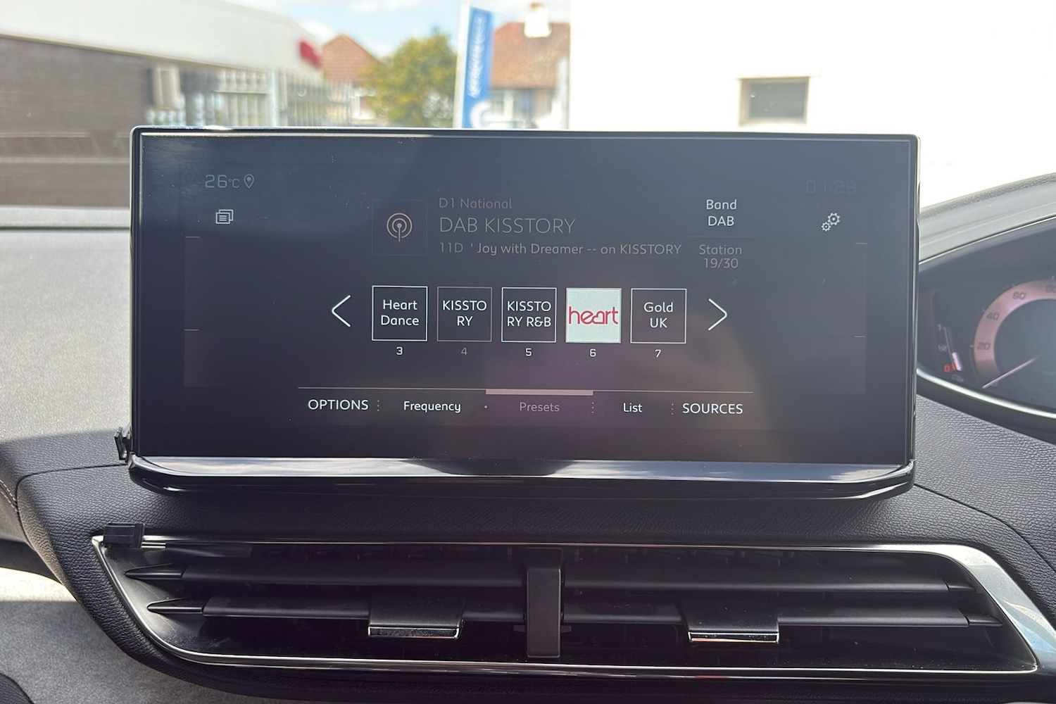 Used Peugeot 3008 2022 for sale - 76946665: Photo 14