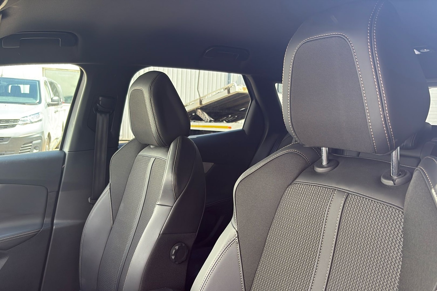 Used Peugeot 3008 2022 for sale - 76946665: Photo 30