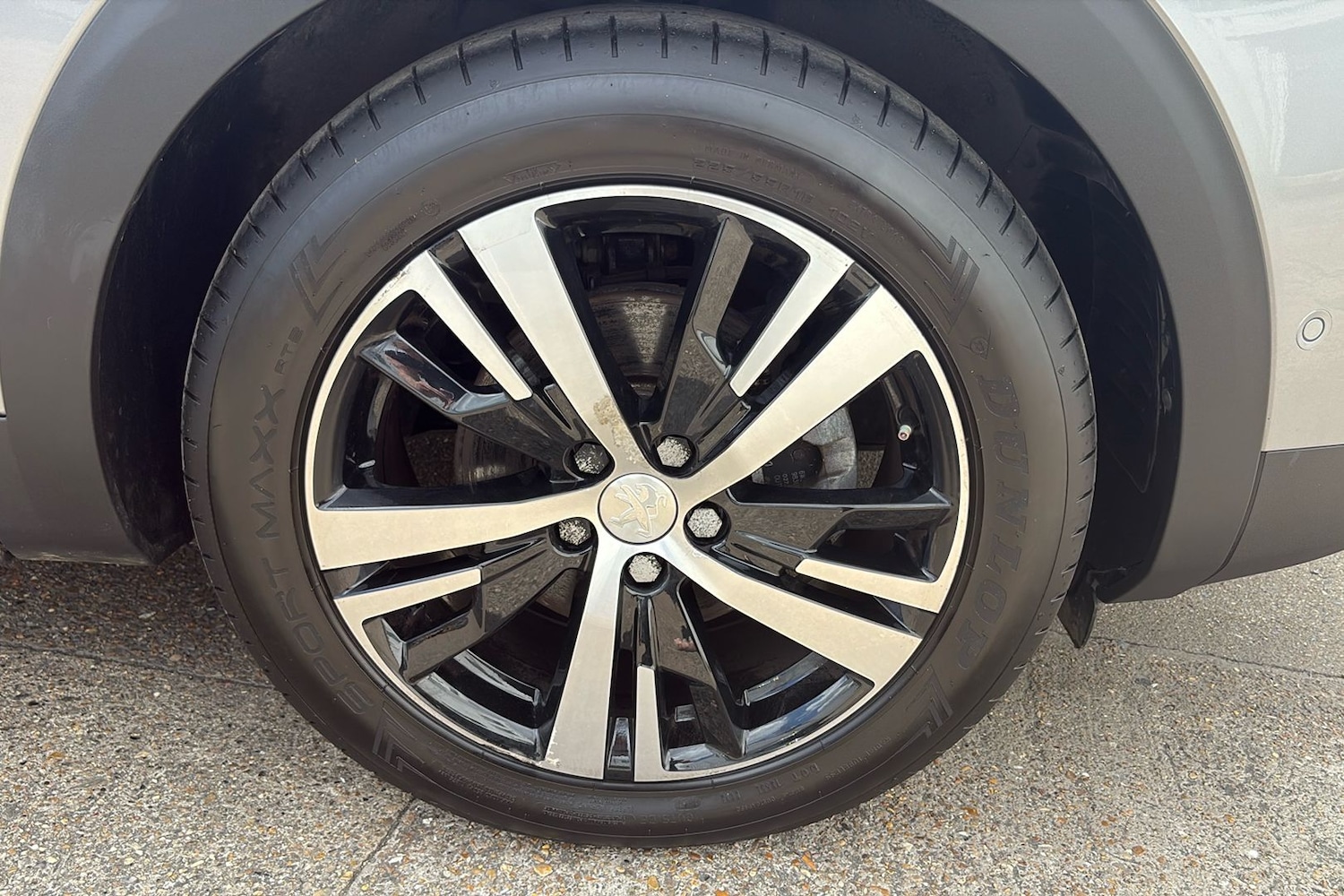 Used Peugeot 3008 2022 for sale - 76946665: Photo 9