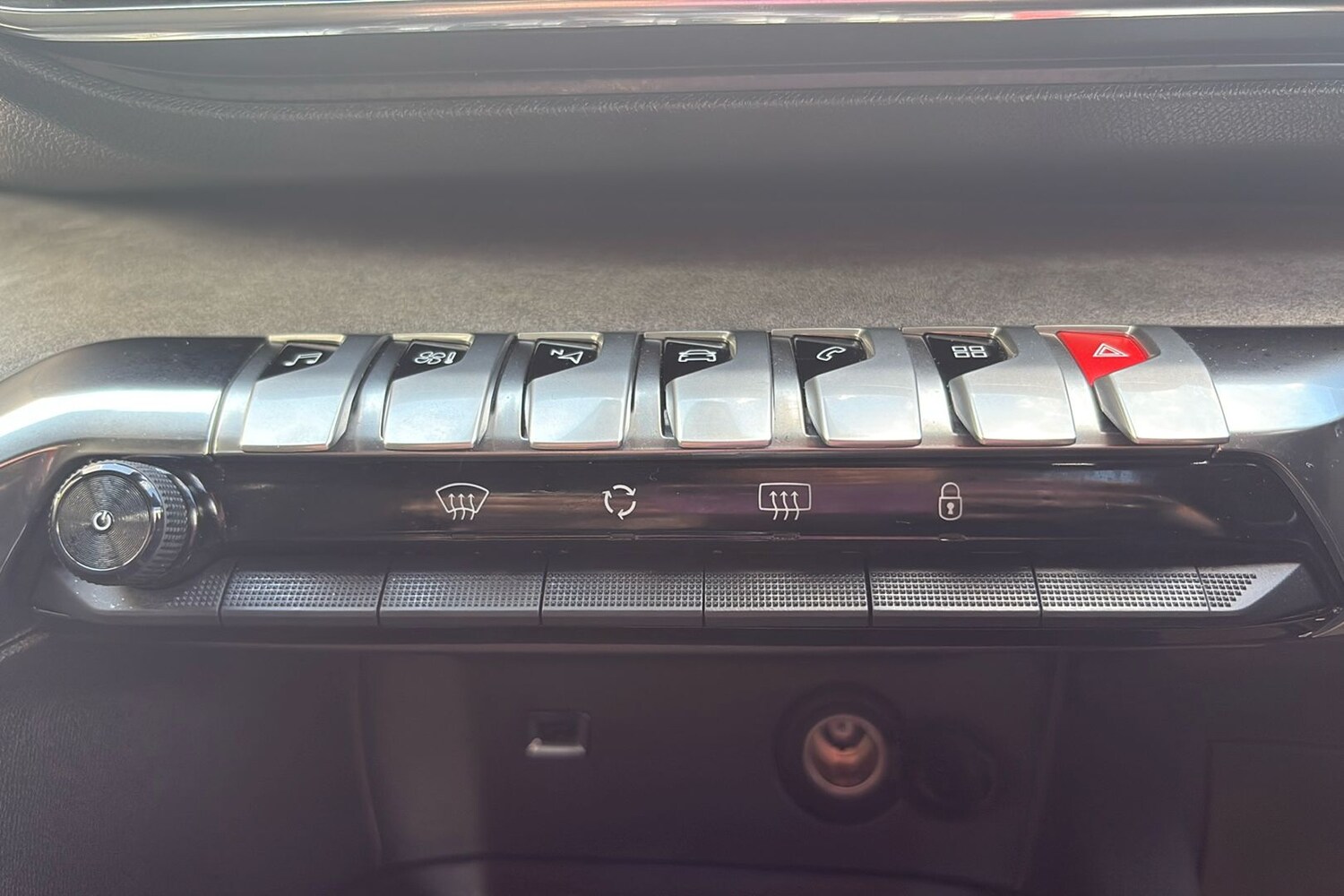 Used Peugeot 3008 2022 for sale - 76374583: Photo 40