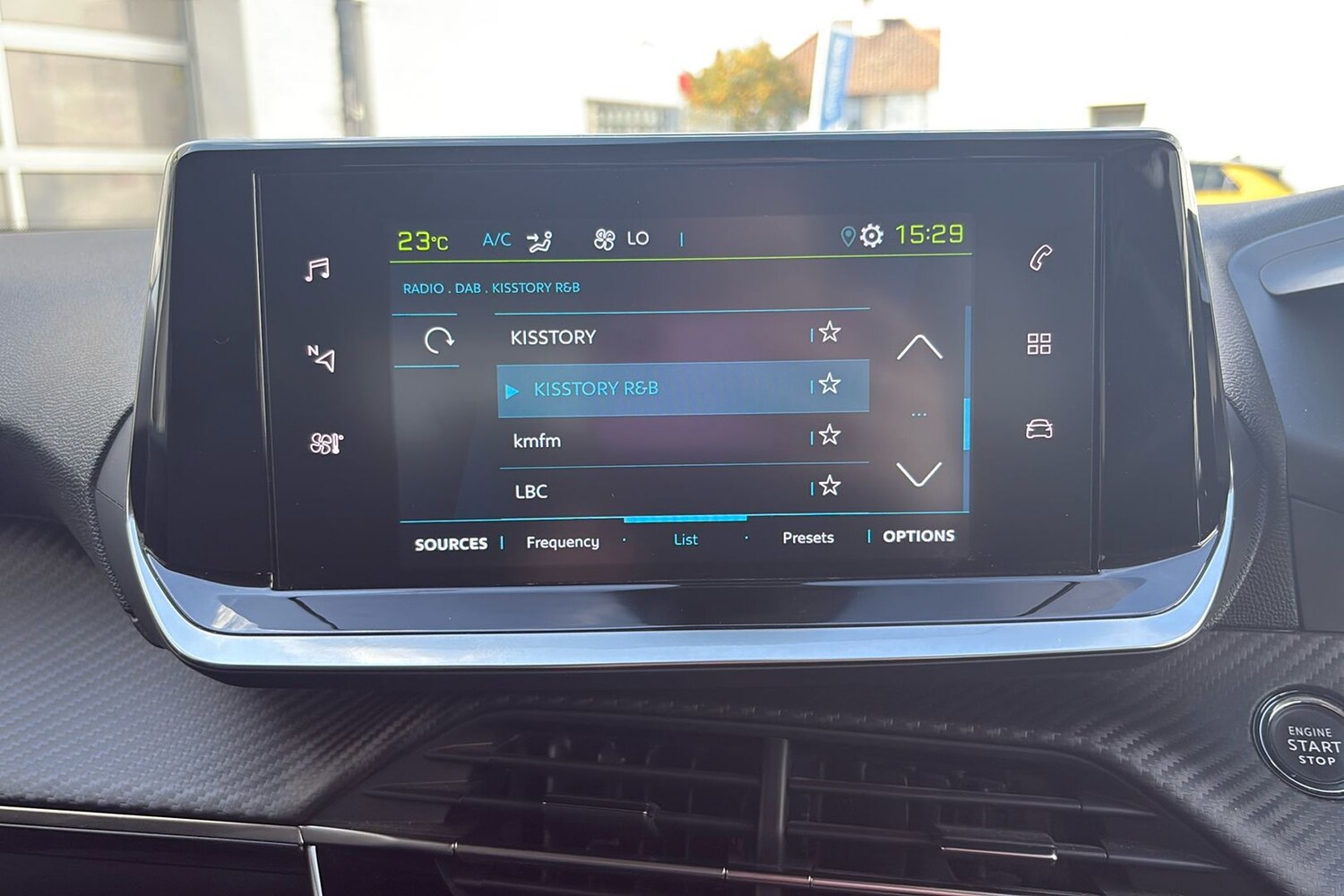Used Peugeot E-2008 2022 for sale - 76036458: Photo 14