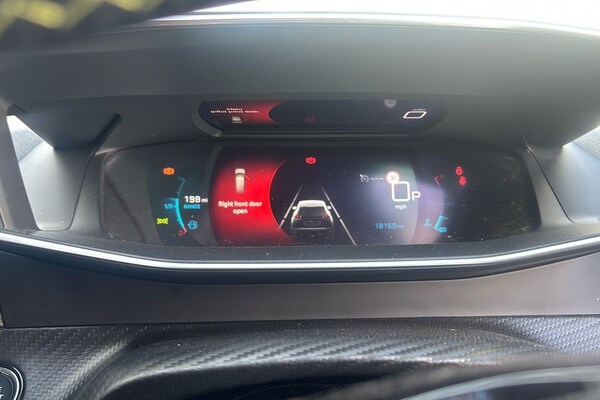 Used Peugeot 2008 2021 for sale - 76036452: Photo 34