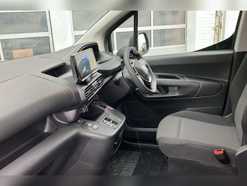 Used Peugeot Partner 2024 for sale - 76374576: Photo