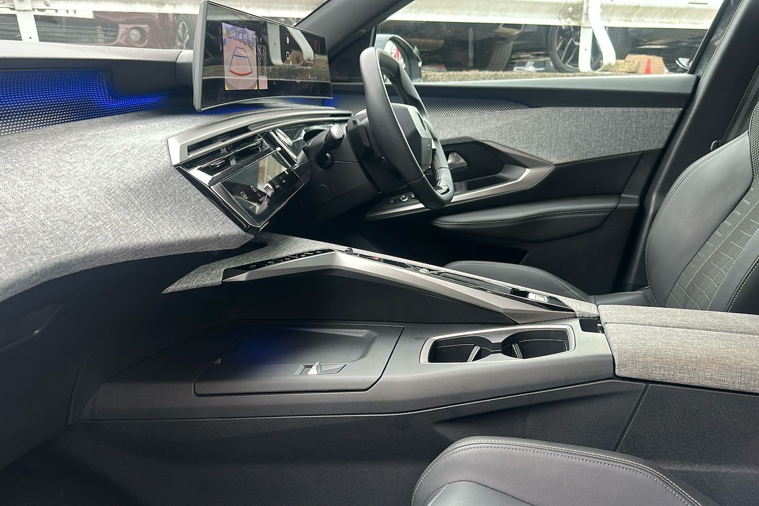 Used Peugeot 3008 2025 for sale - 76536468: Photo 3