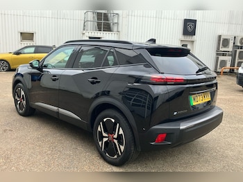 Used Peugeot E-2008 2023 for sale - 76268105: Photo