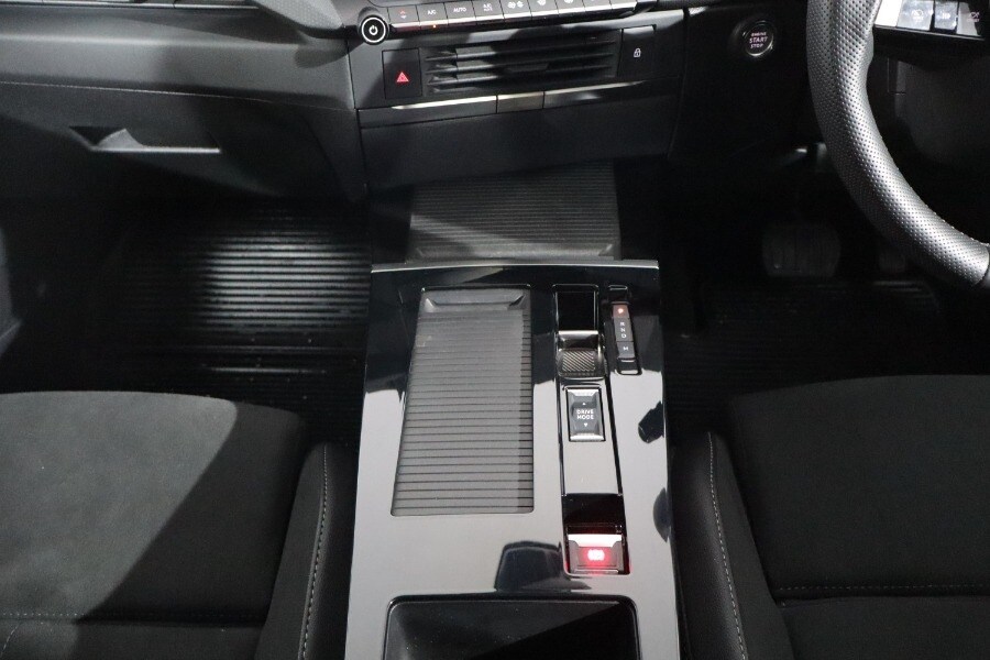 Used Vauxhall Astra for sale - 77962997: Photo 17