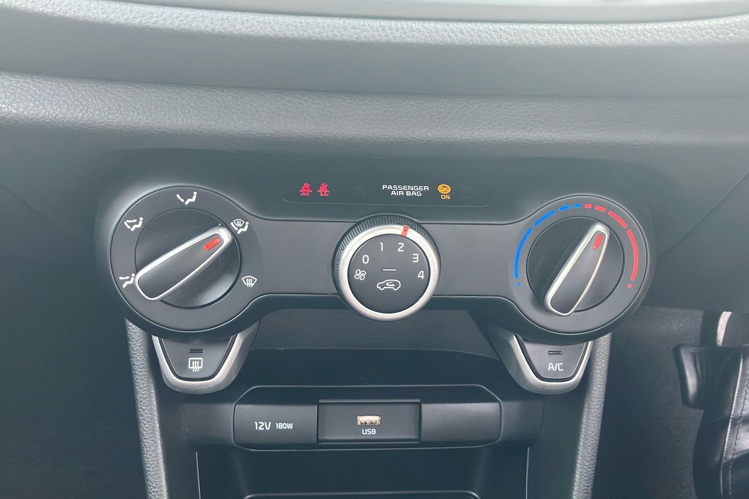 Used Kia Picanto 2024 for sale - 77792692: Photo 15