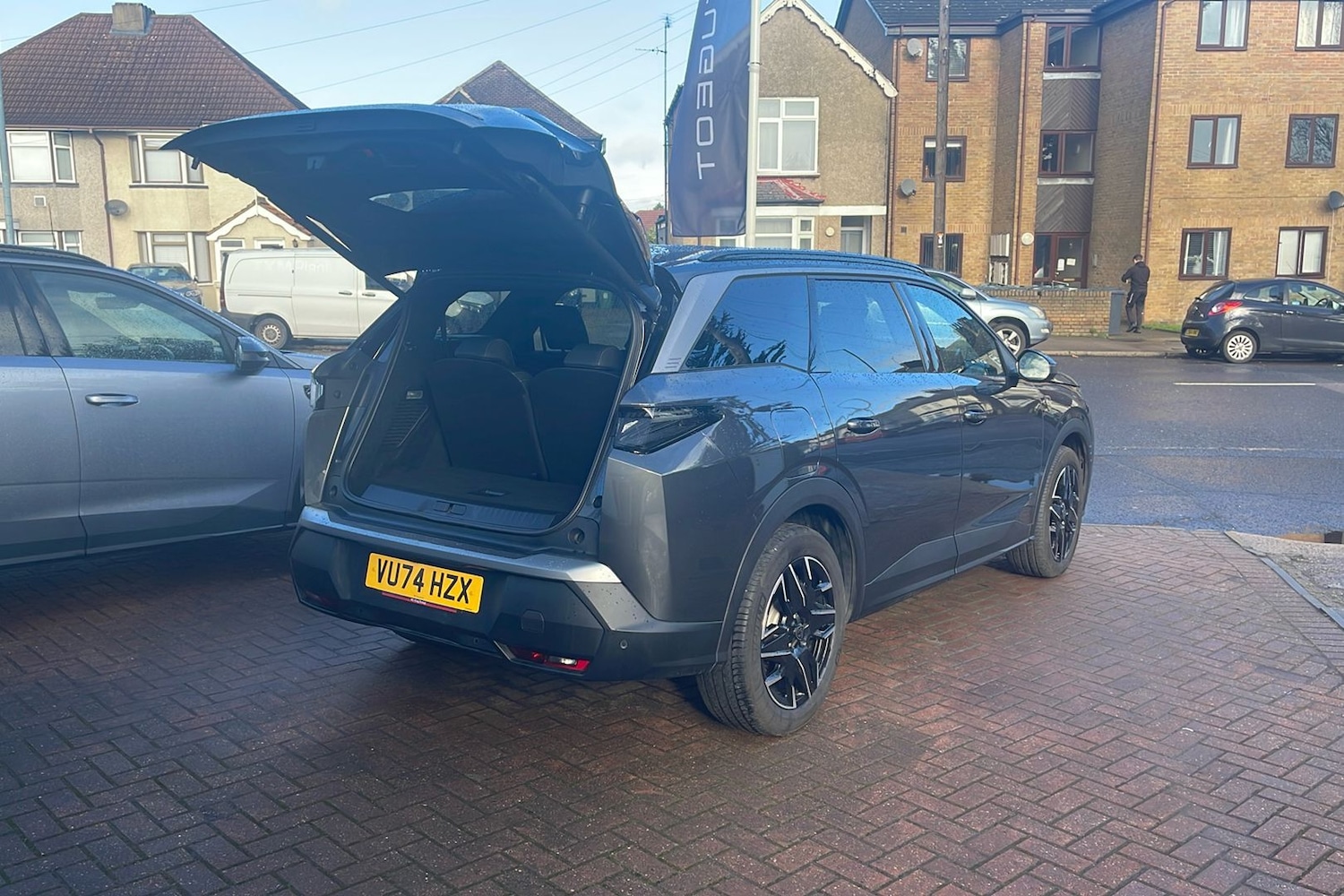 Used Peugeot 5008 2024 for sale - 77392494: Photo 2