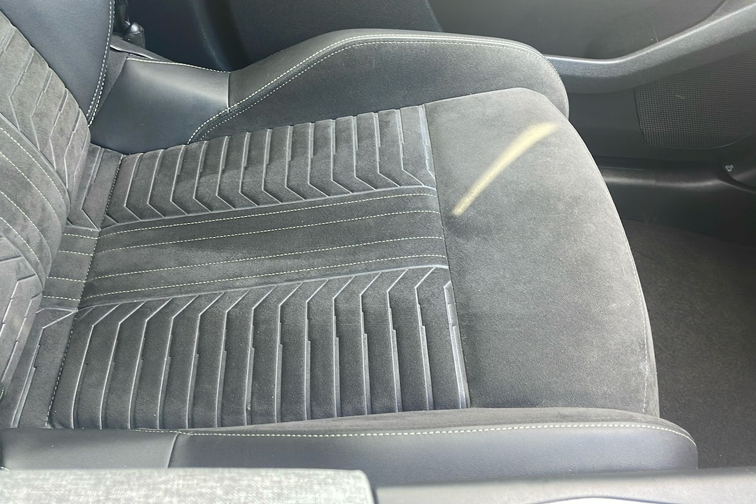 Used Peugeot 5008 2024 for sale - 77392494: Photo 31