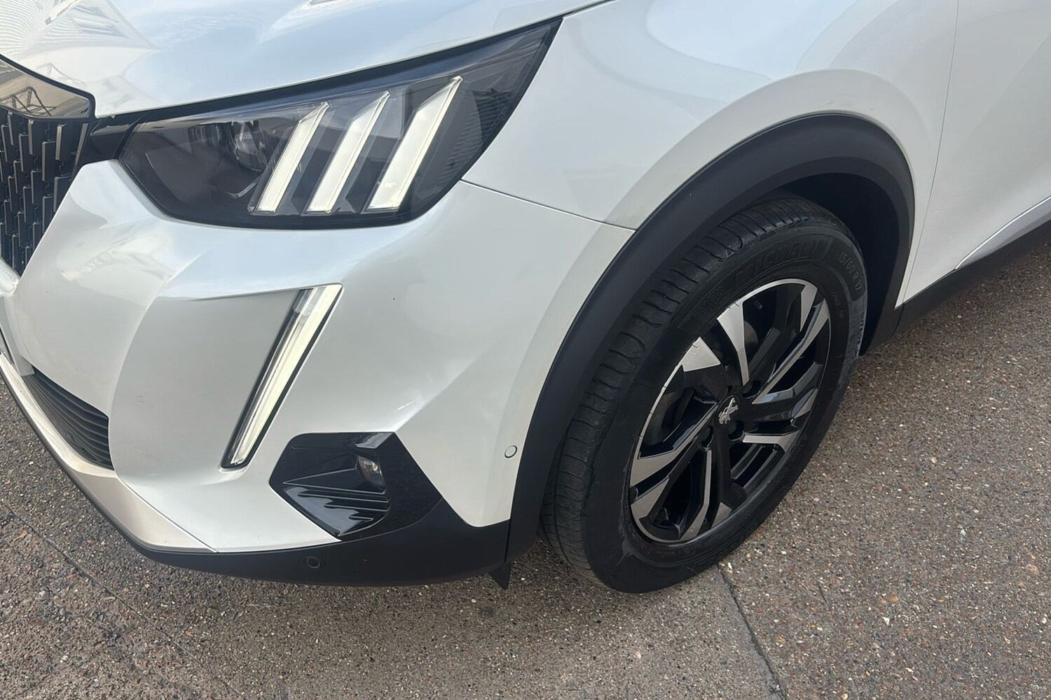 Used Peugeot 2008 2021 for sale - 76411514: Photo 29