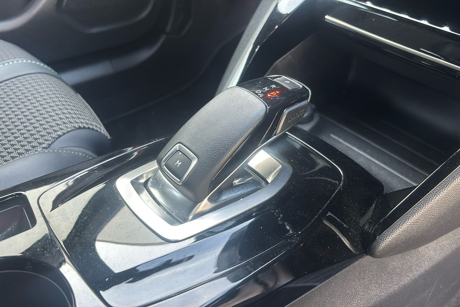 Used Peugeot 2008 2021 for sale - 76411514: Photo 38