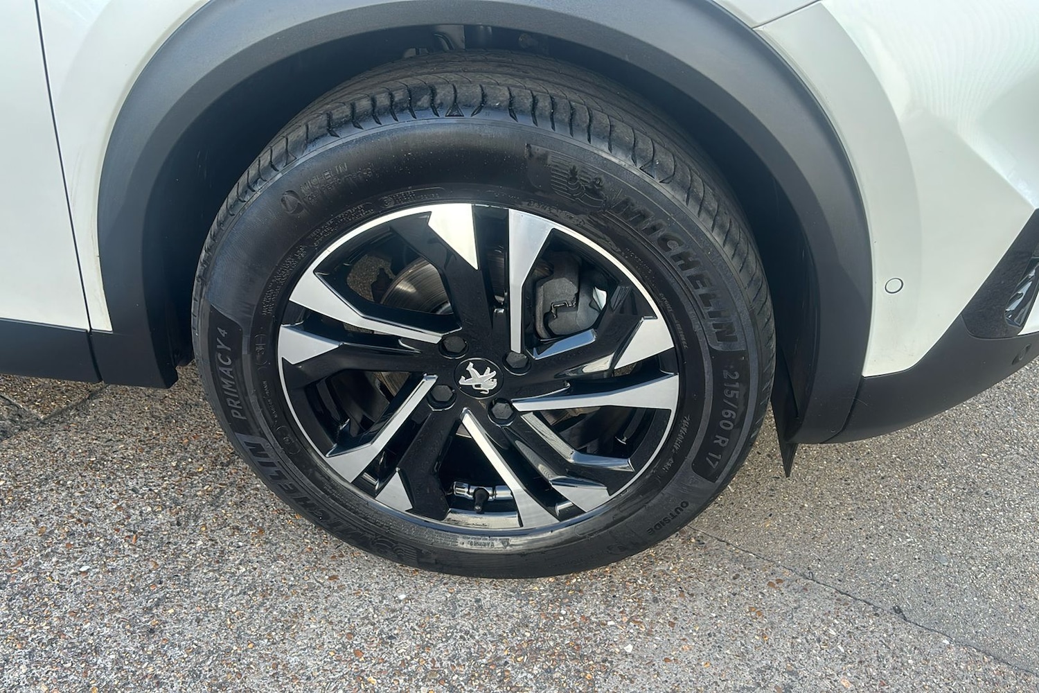 Used Peugeot 2008 2021 for sale - 76411514: Photo 9