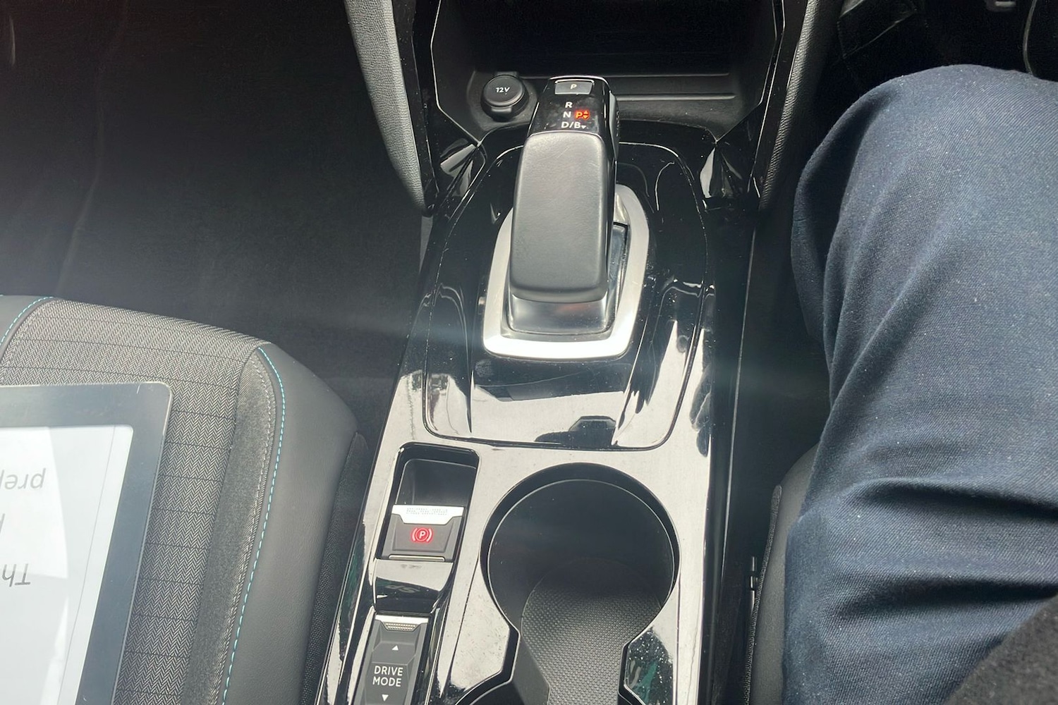 Used Peugeot 2008 2021 for sale - 77998138: Photo 17