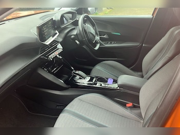 Used Peugeot 2008 2021 for sale - 78531054: Photo