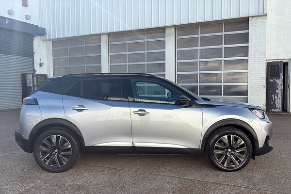 Used Peugeot E-2008 2021 for sale - 75643747: Photo 6