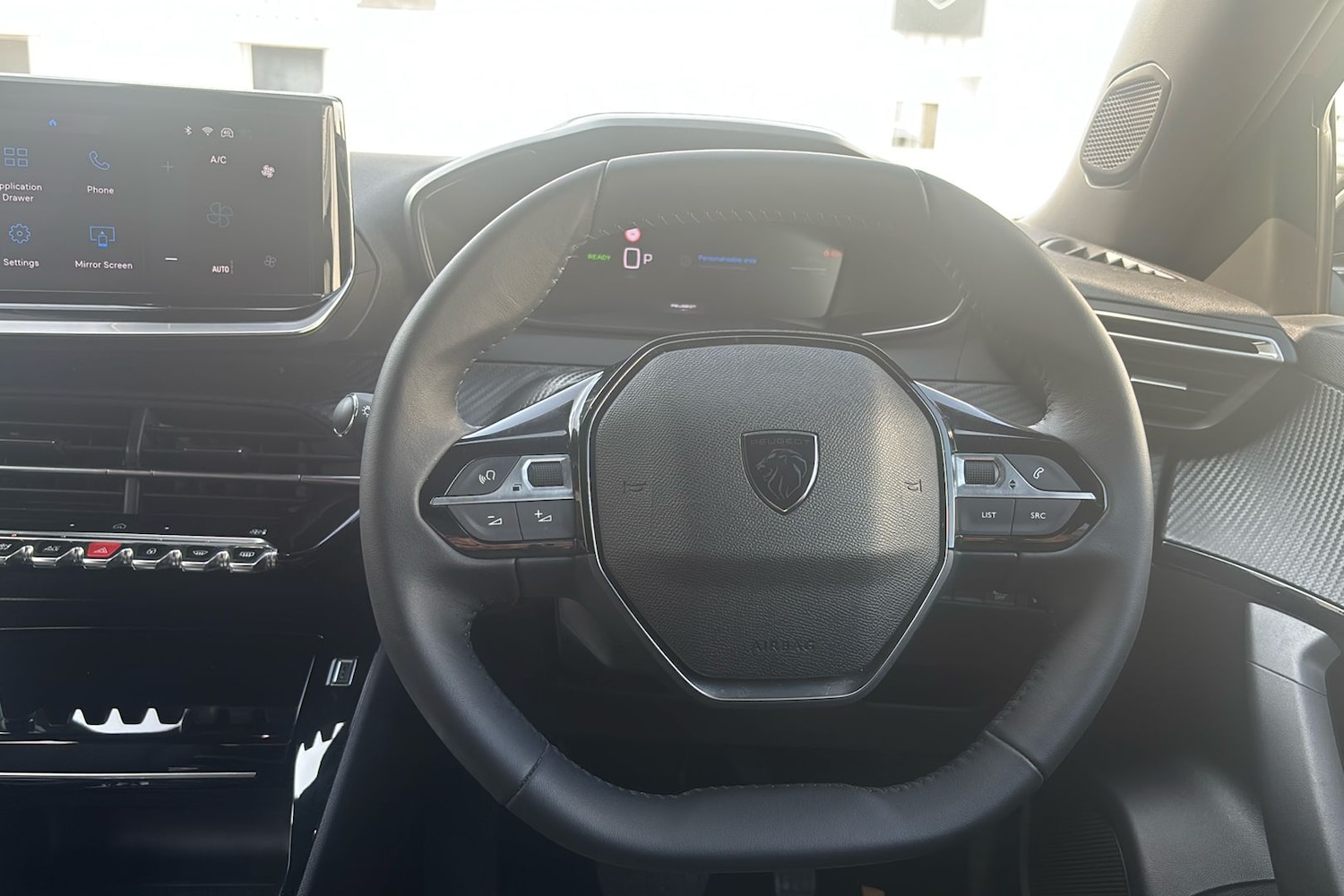 Used Peugeot E-2008 2025 for sale - 76330292: Photo 33