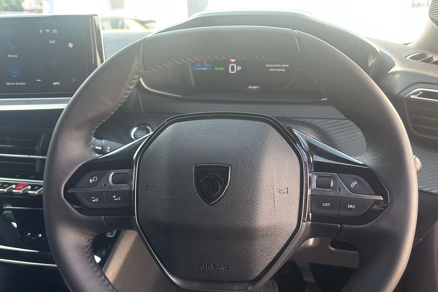 Used Peugeot E-2008 2025 for sale - 76330292: Photo 37