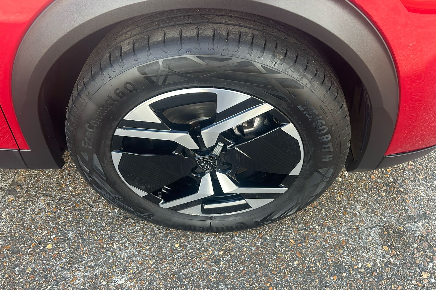 Used Peugeot E-2008 2025 for sale - 76330292: Photo 9