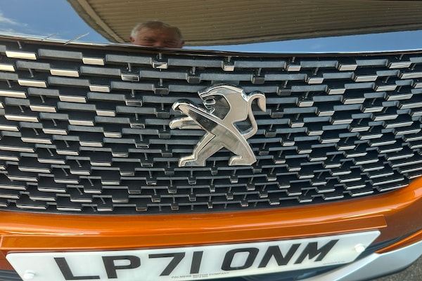 Used Peugeot 2008 2022 for sale - 76268102: Photo 23