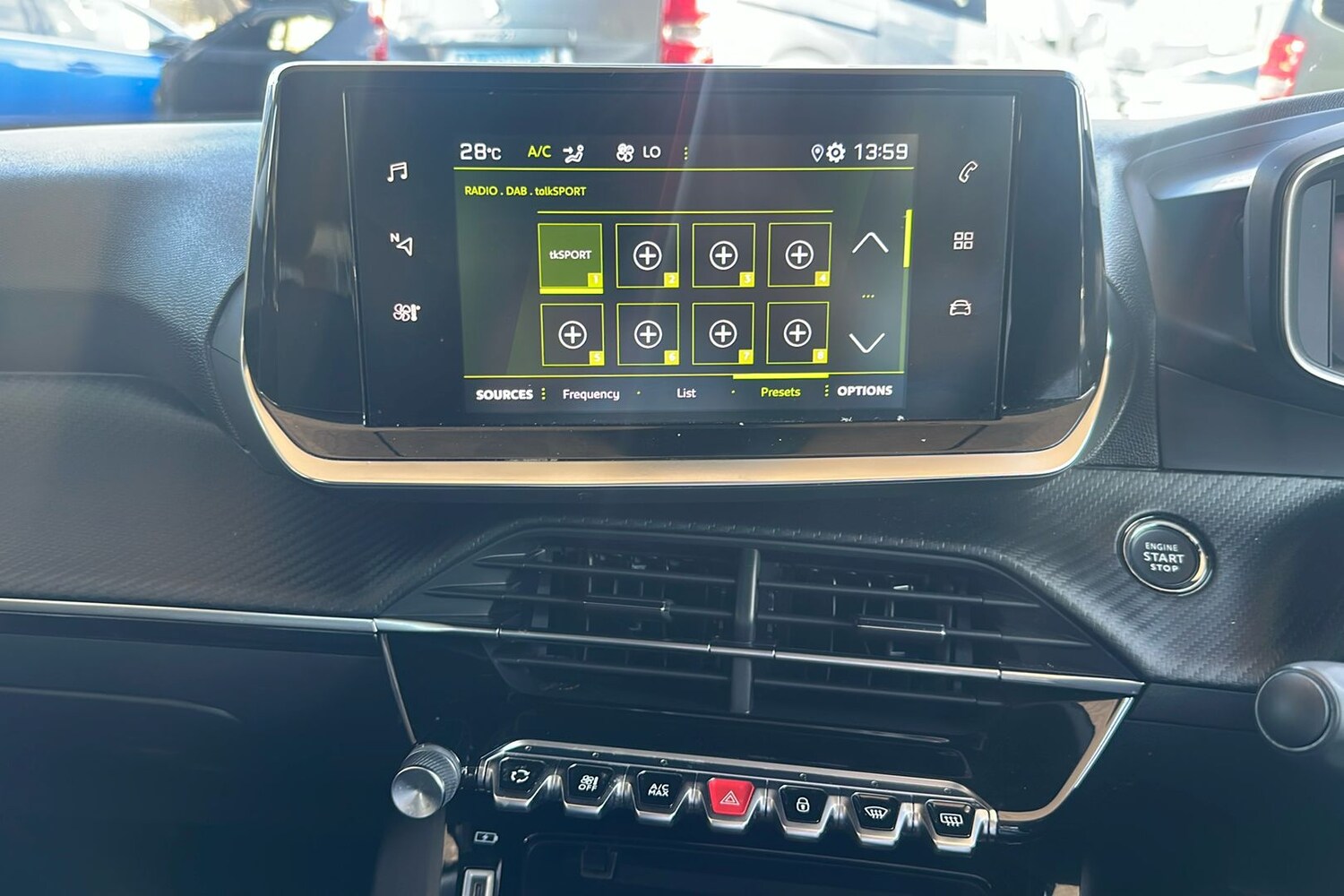 Used Peugeot 2008 2022 for sale - 76268102: Photo 25