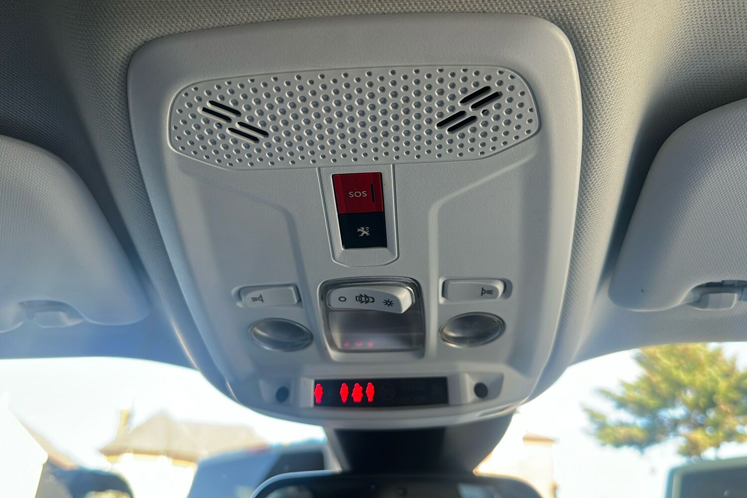 Used Peugeot 2008 2022 for sale - 76268102: Photo 31