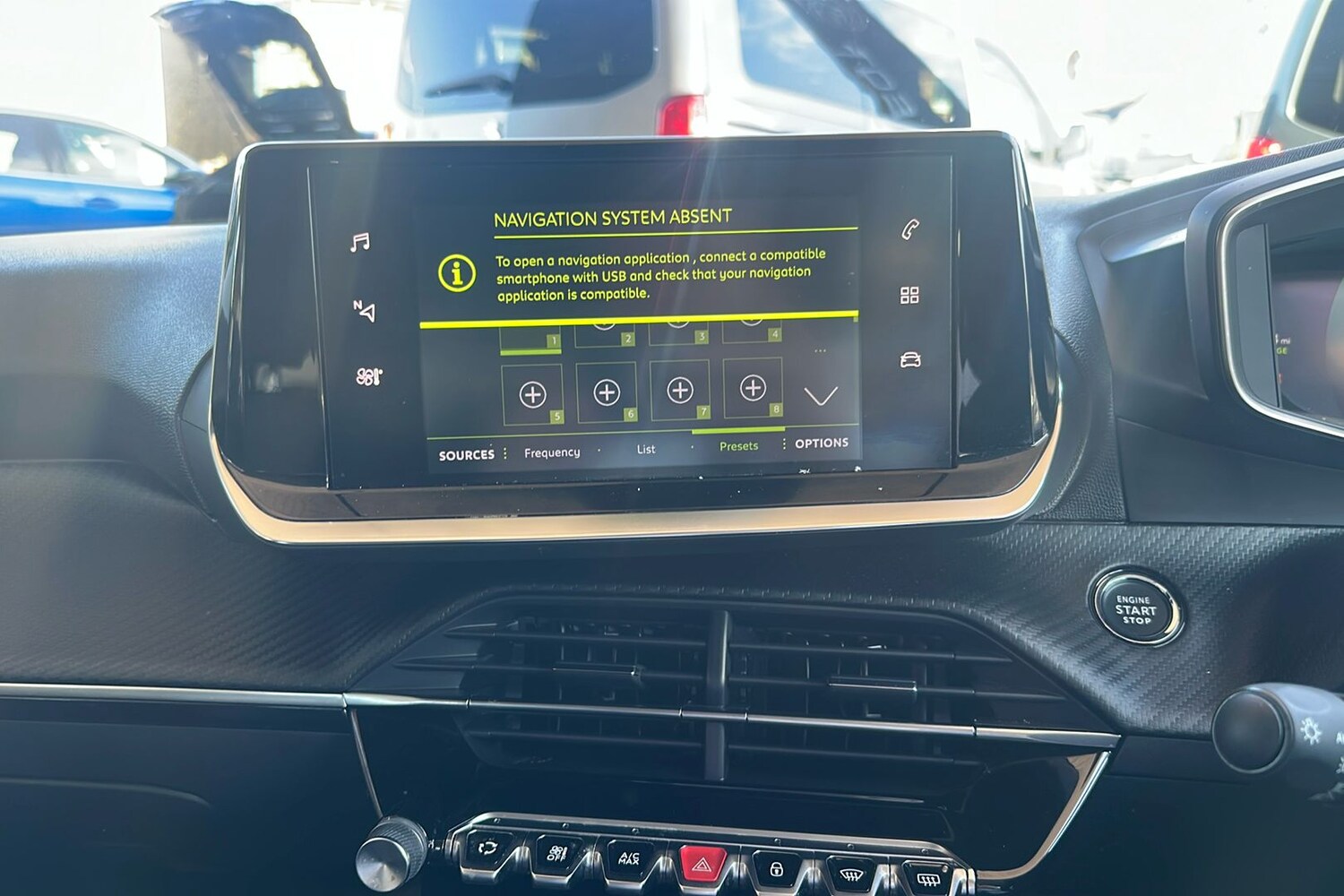 Used Peugeot 2008 2022 for sale - 76268102: Photo 32