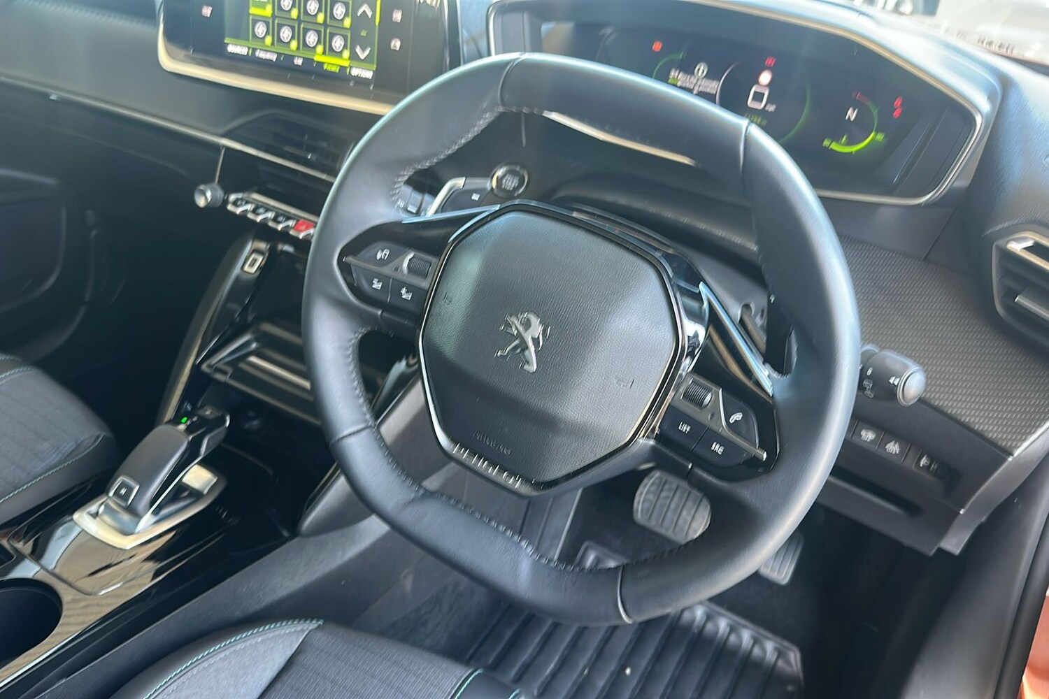 Used Peugeot 2008 2022 for sale - 76268102: Photo 37