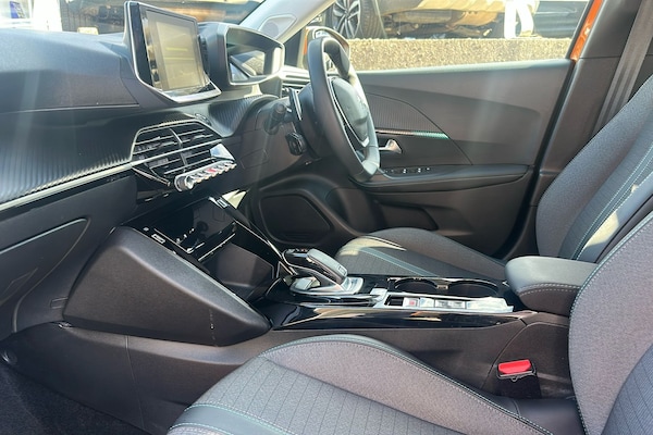 Used Peugeot 2008 2022 for sale - 76268102: Photo 3