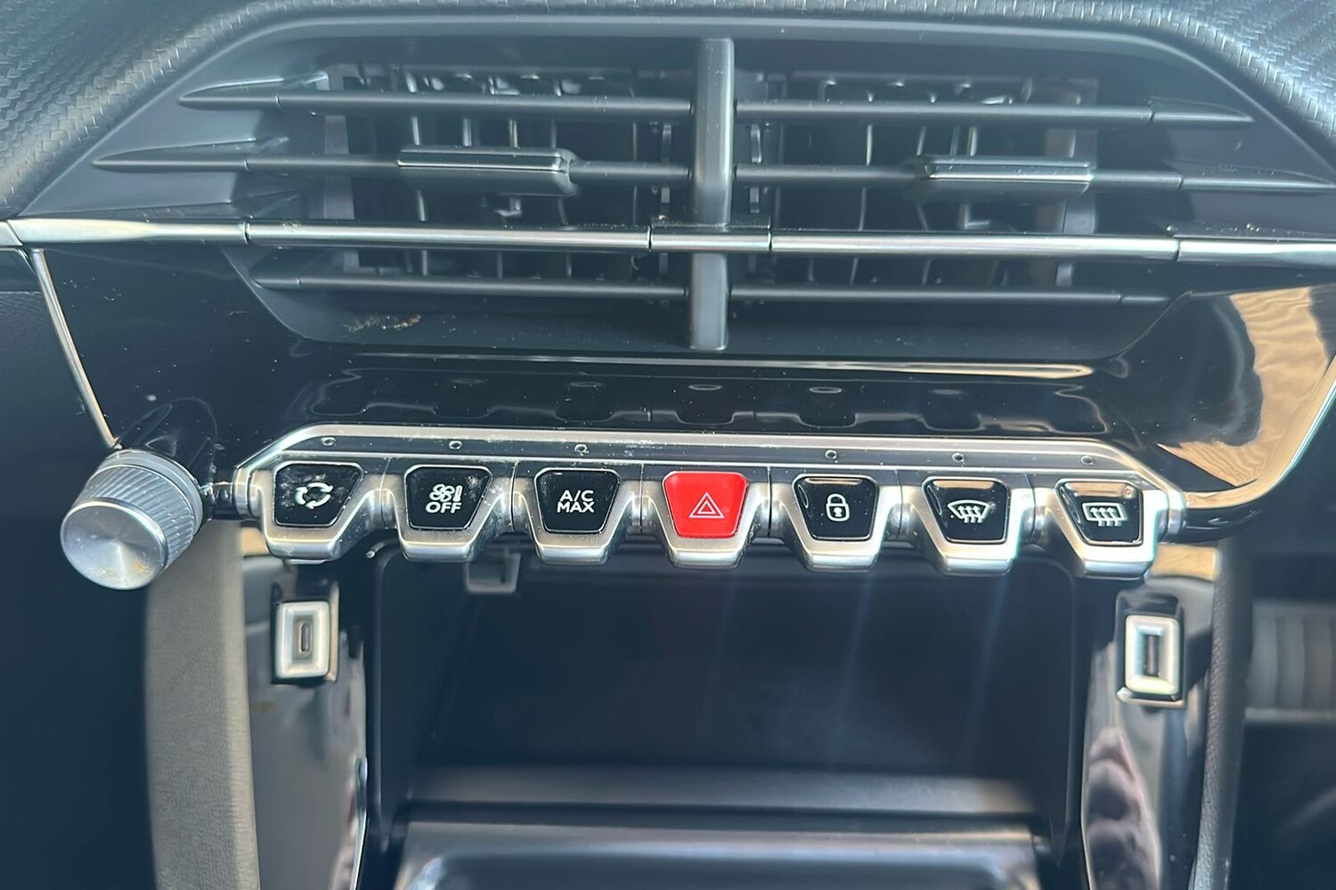 Used Peugeot 2008 2022 for sale - 76268102: Photo 40