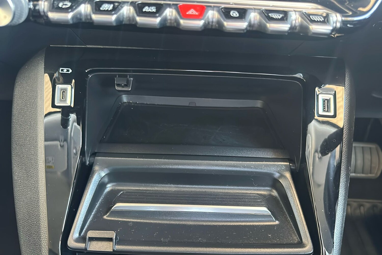 Used Peugeot 2008 2022 for sale - 76268102: Photo 42