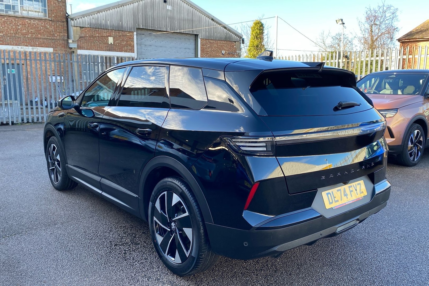 Used Vauxhall Grandland 2024 for sale - 77494556: Photo 2