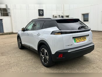 Used Peugeot E-3008 2025 for sale - 79853755: Photo