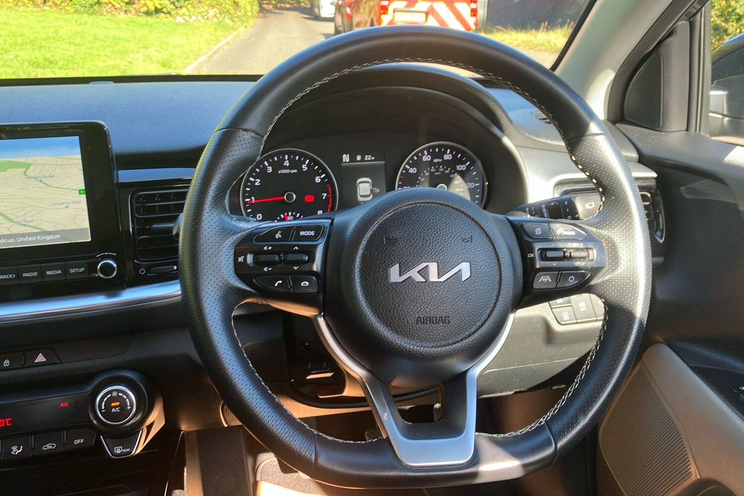 Used Kia Stonic 2022 for sale - 76006547: Photo 13