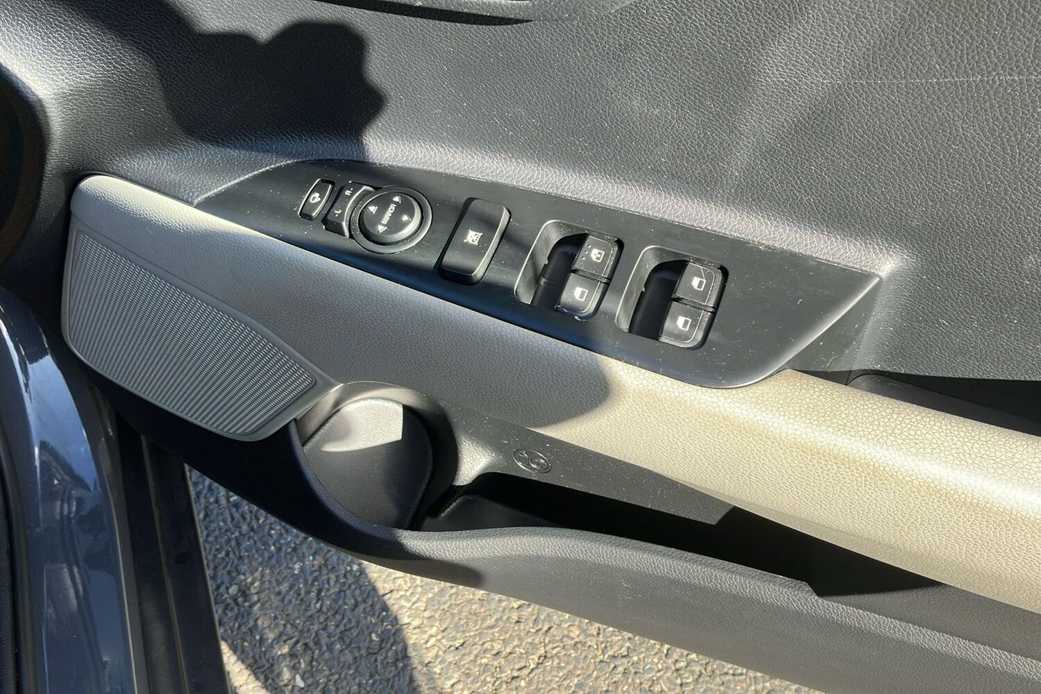 Used Kia Stonic 2022 for sale - 76006547: Photo 18