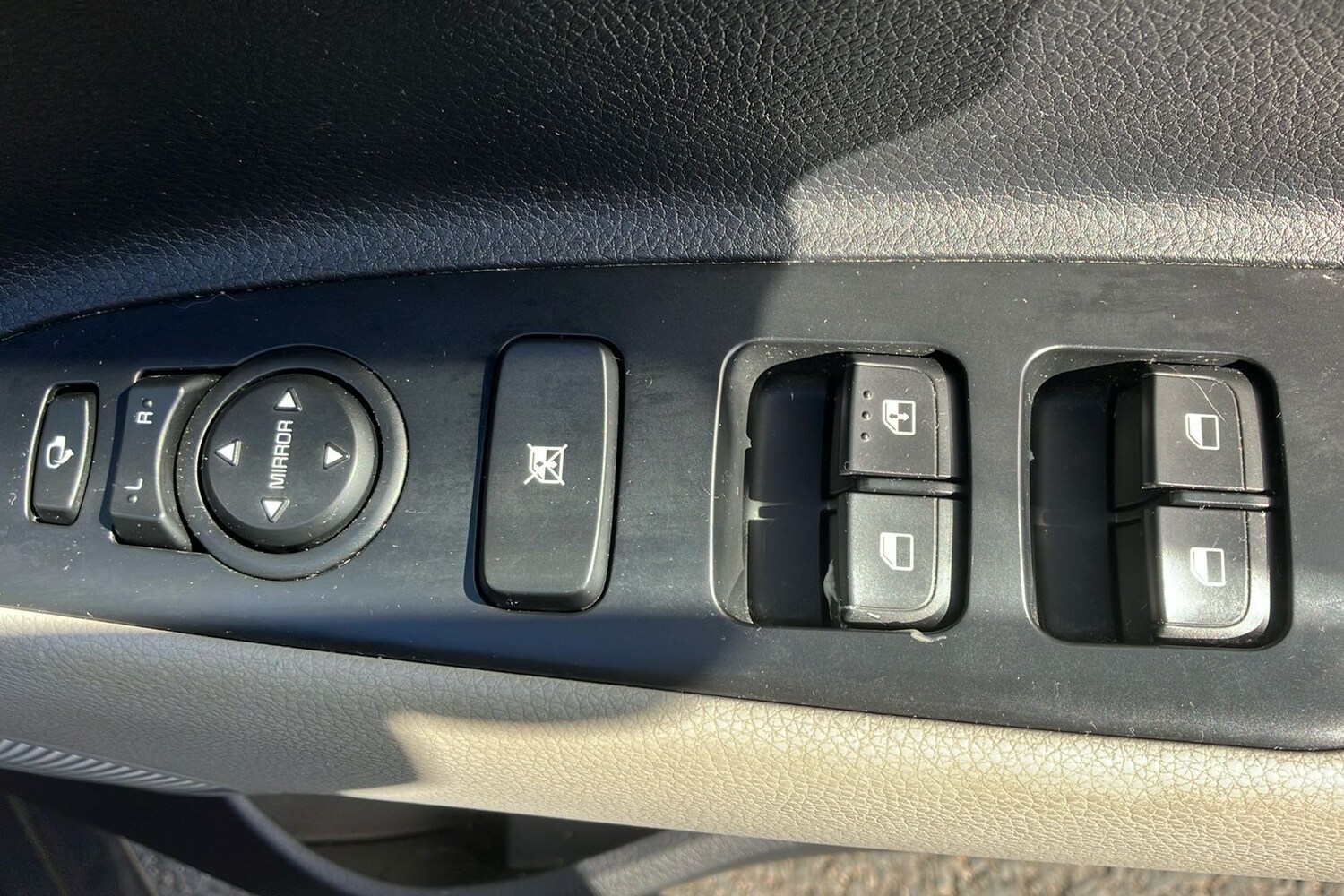 Used Kia Stonic 2022 for sale - 76006547: Photo 47