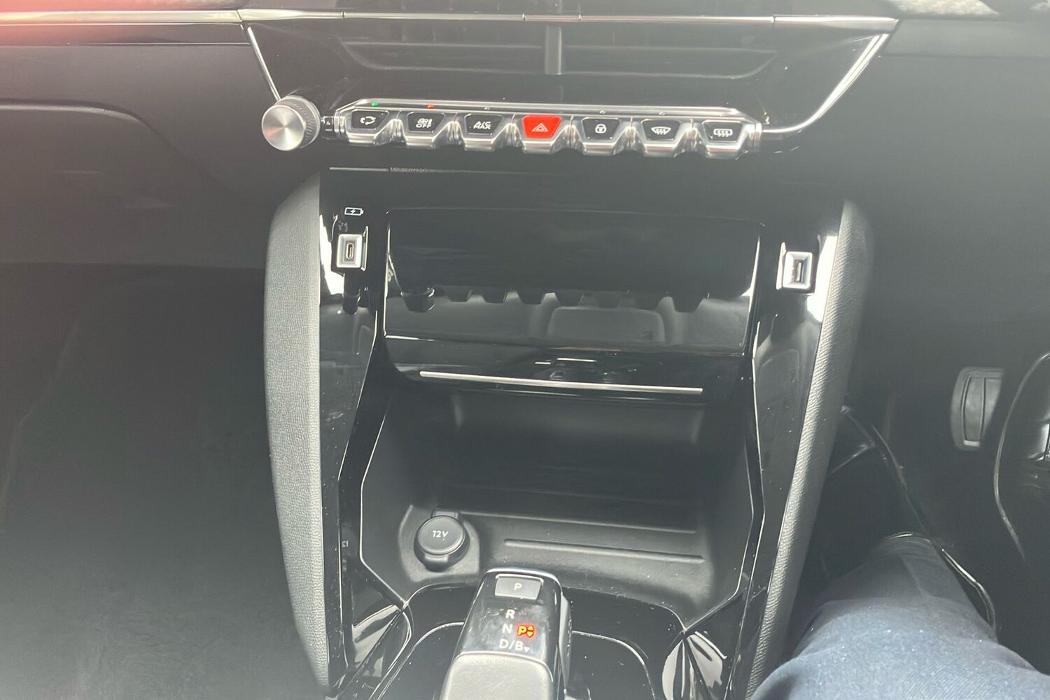 Used Peugeot 2008 2021 for sale - 77681629: Photo 14