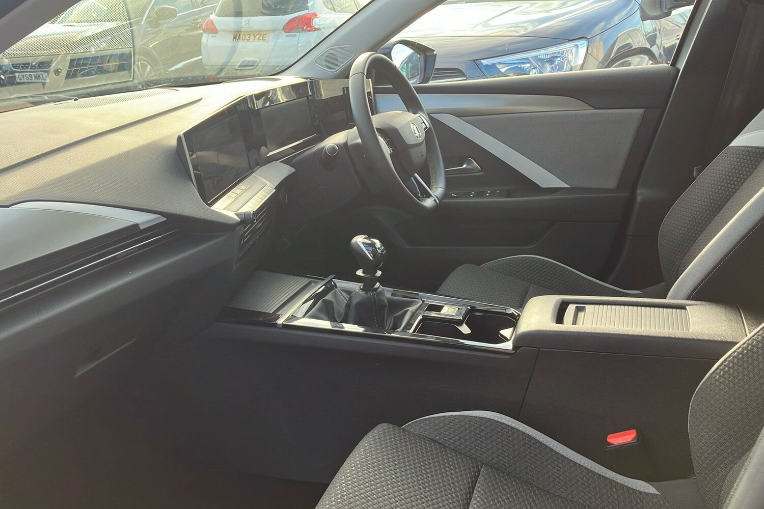 Used Vauxhall Astra 2022 for sale - 76328999: Photo 3