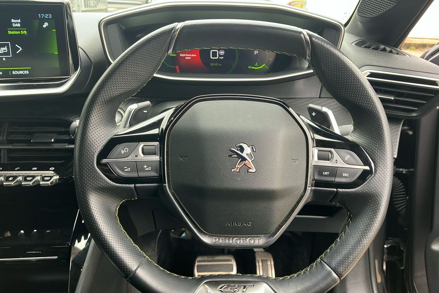 Vehicle 33