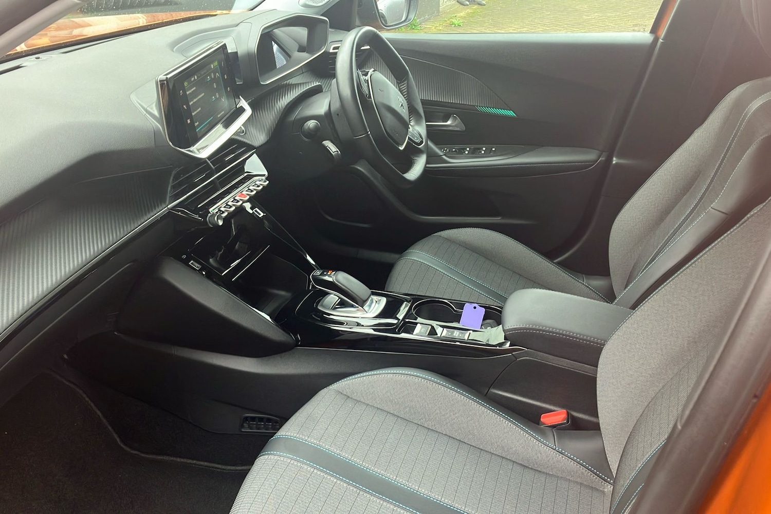 Used Peugeot E-2008 2021 for sale - 77790059: Photo 3