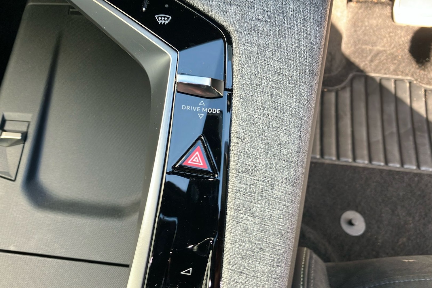 Used Peugeot 3008 2024 for sale - 77968315: Photo 38